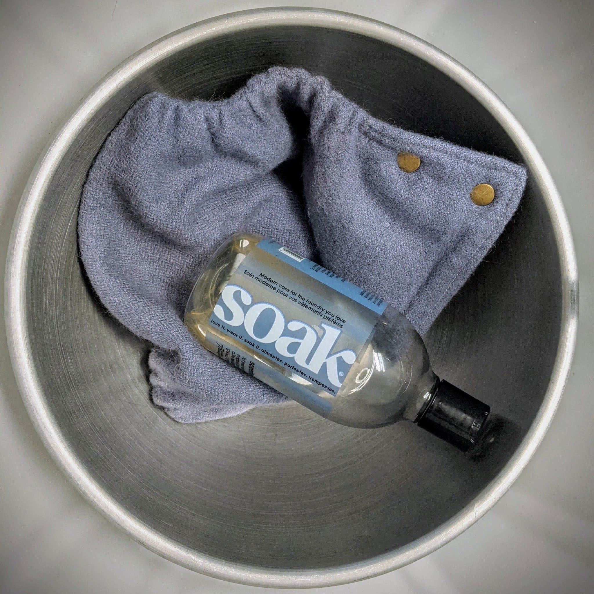 Soak Scentless Wash